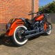Heck einer Harley Softail mit 16-Zoll-Fatty-Forty-Hinterrad mit 40 Speichen